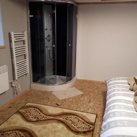 Apartament Ta3 Veľký Slavkov Exteriör bild